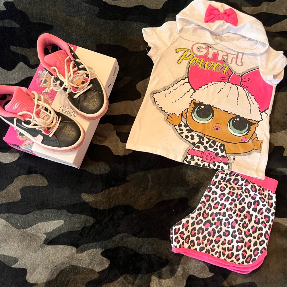 LOL Surprise PUMA sneakers size 1 come with outfit for FREE size 6